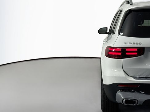 New 2026 Mercedes-Benz GLB 250 image 14