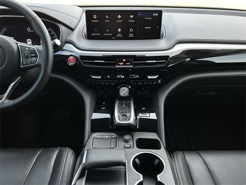 Used 2023 Acura MDX FWD w/ Technology Package image 17