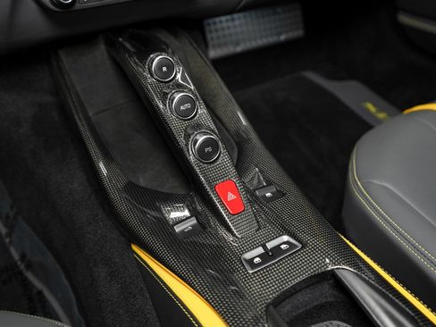 Used 2023 Ferrari 812 GTS image 43