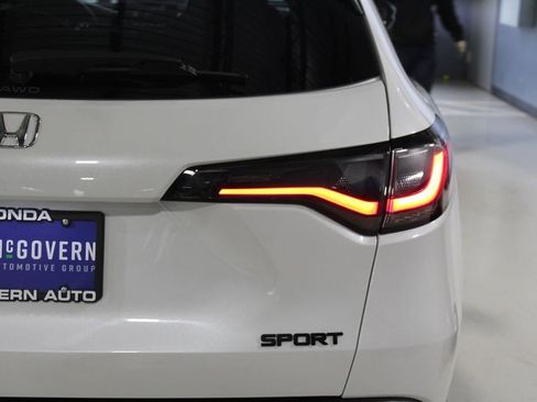 Used 2023 Honda HR-V Sport image 39