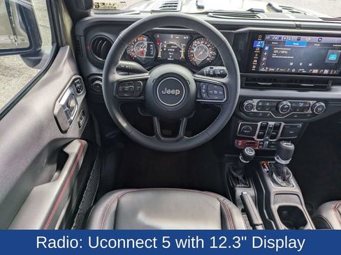 Used 2026 Jeep Wrangler Unlimited Rubicon w/ Steel Bumper Group AWD/4WD image 17