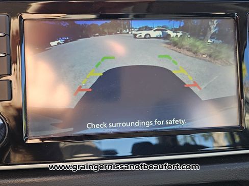 Used 2025 Nissan Versa S w/ Trunk Package image 9