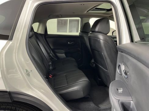 Certified 2025 Honda HR-V EX-L image 9