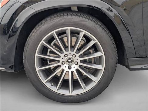 Used 2025 Mercedes-Benz GLE 450e 4MATIC image 27