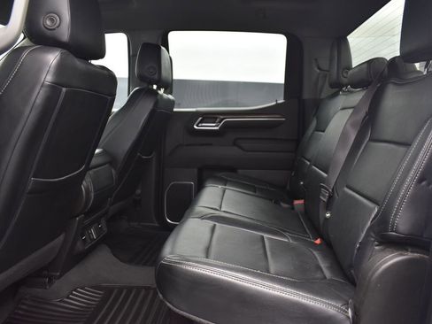 Used 2022 Chevrolet Silverado 1500 LT w/ Z71 Off-Road Package image 15