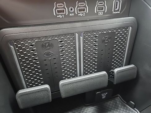 New 2026 RAM 1500 Laramie w/ Night Edition image 69