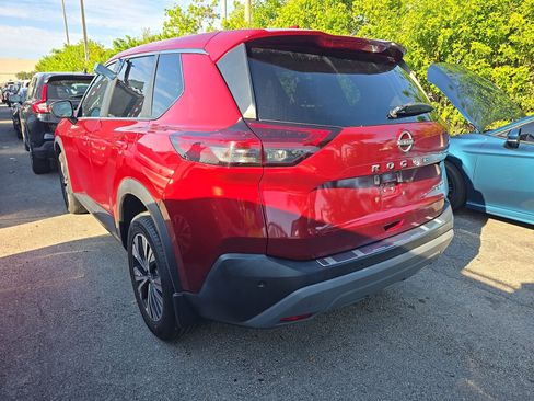 Used 2022 Nissan Rogue SV FWD image 8