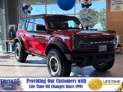 New 2026 Ford Bronco Badlands AWD/4WD image 1