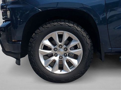 Used 2021 Chevrolet Silverado 1500 Custom RWD image 22