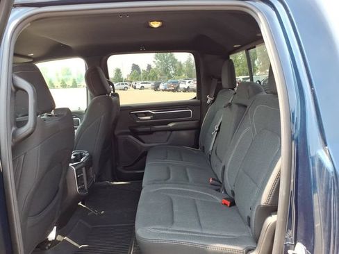 Used 2019 RAM 1500 Big Horn AWD/4WD image 6