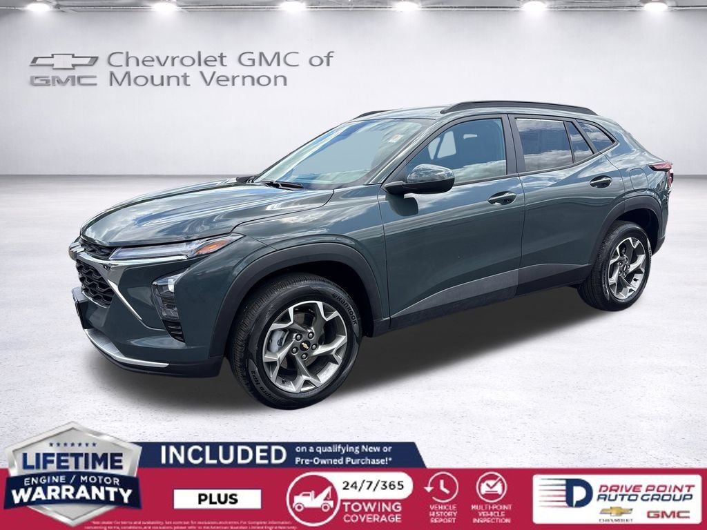 Used 2026 Chevrolet Trax LT FWD image 1