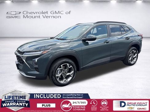 Used 2026 Chevrolet Trax LT FWD image 1
