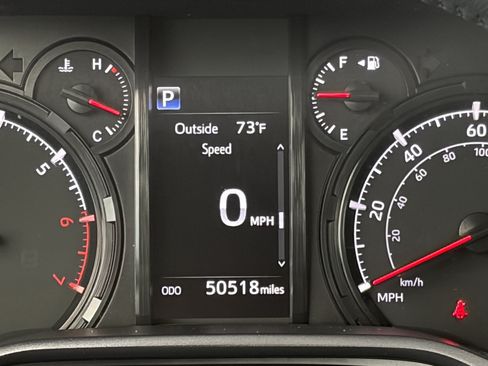 Certified 2024 Toyota 4Runner SR5 RWD image 21
