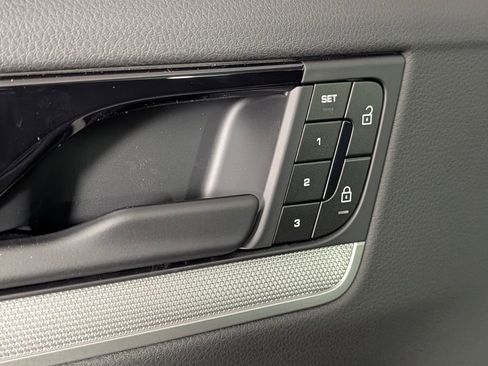 New 2026 Porsche Cayenne Coupe image 26