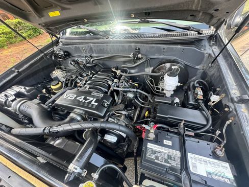 Used 2006 Toyota Tundra Darrell Waltrip Edition RWD image 31