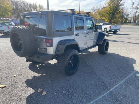 Used 2016 Jeep Wrangler Unlimited Sport image 7
