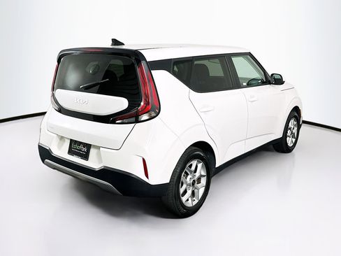 Used 2024 Kia Soul LX w/ Option Group 015 image 9