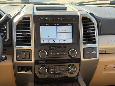 Used 2017 Ford F250 Lariat w/ Lariat Ultimate Package image 15