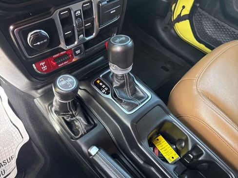 Used 2023 Jeep Wrangler Unlimited Rubicon 4xe w/ Cold Weather Group image 29