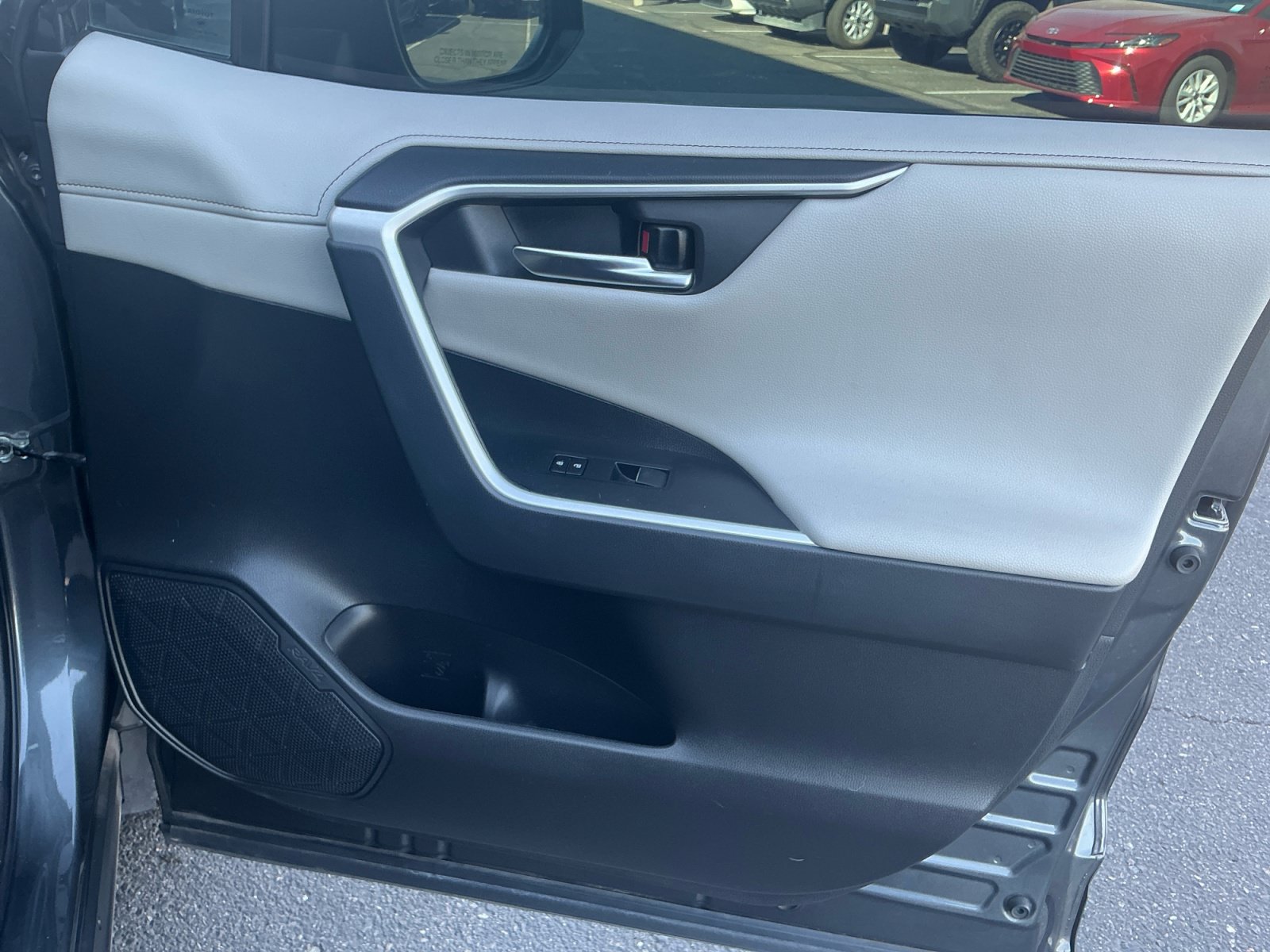 Certified 2021 Toyota RAV4 Limited FWD image 16