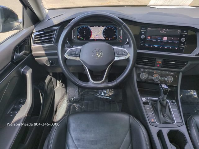 Used 2023 Volkswagen Jetta SEL FWD image 16