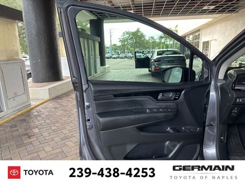 Used 2025 Honda Odyssey Touring image 18