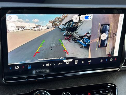 New 2026 Ford Expedition Tremor image 24