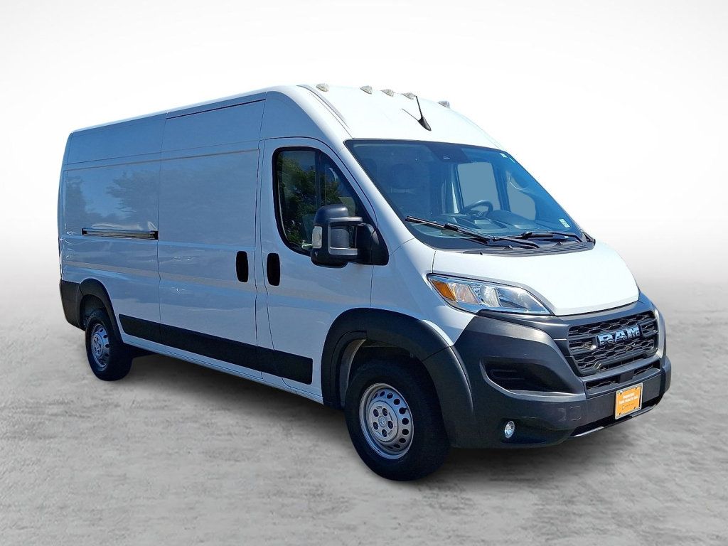 Used 2025 RAM ProMaster 2500 w/ Convenience Group FWD image 7