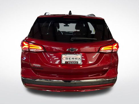Used 2022 Chevrolet Equinox RS image 4