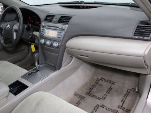 Used 2007 Toyota Camry LE FWD image 21