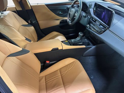 Used 2025 Lexus ES 350 Ultra Luxury w/ Accessory Package (Z1) FWD image 10