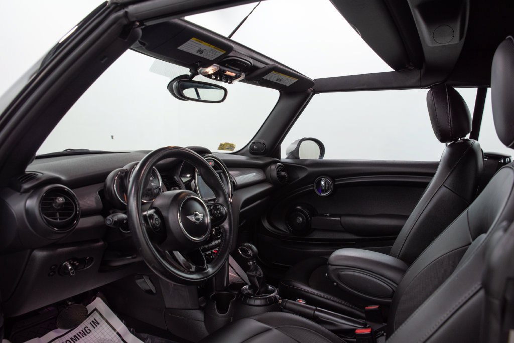 Used 2017 MINI Cooper Convertible FWD image 8