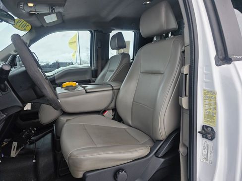 Used 2019 Ford F450 XL w/ XL Value Package image 21