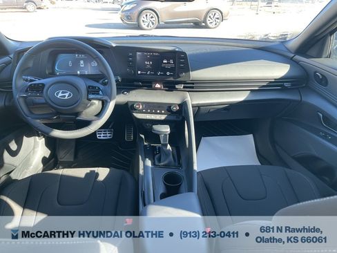 Certified 2025 Hyundai Elantra Sport image 3