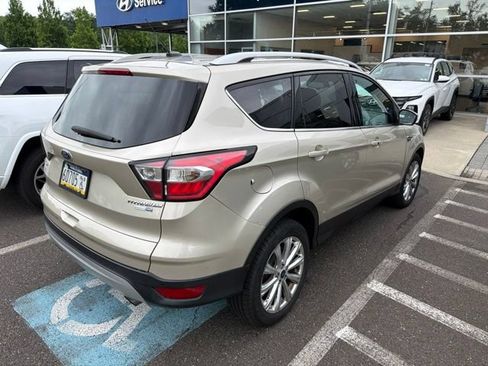 Used 2017 Ford Escape Titanium AWD/4WD image 11