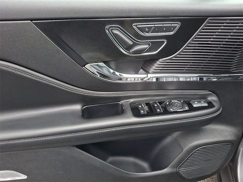 Certified 2022 Lincoln Corsair Reserve w/ Equipment Group 201A image 12