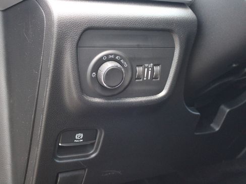 New 2026 Jeep Grand Cherokee Altitude AWD/4WD image 15