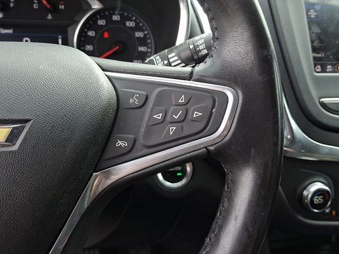 Used 2022 Chevrolet Equinox LT AWD/4WD image 21