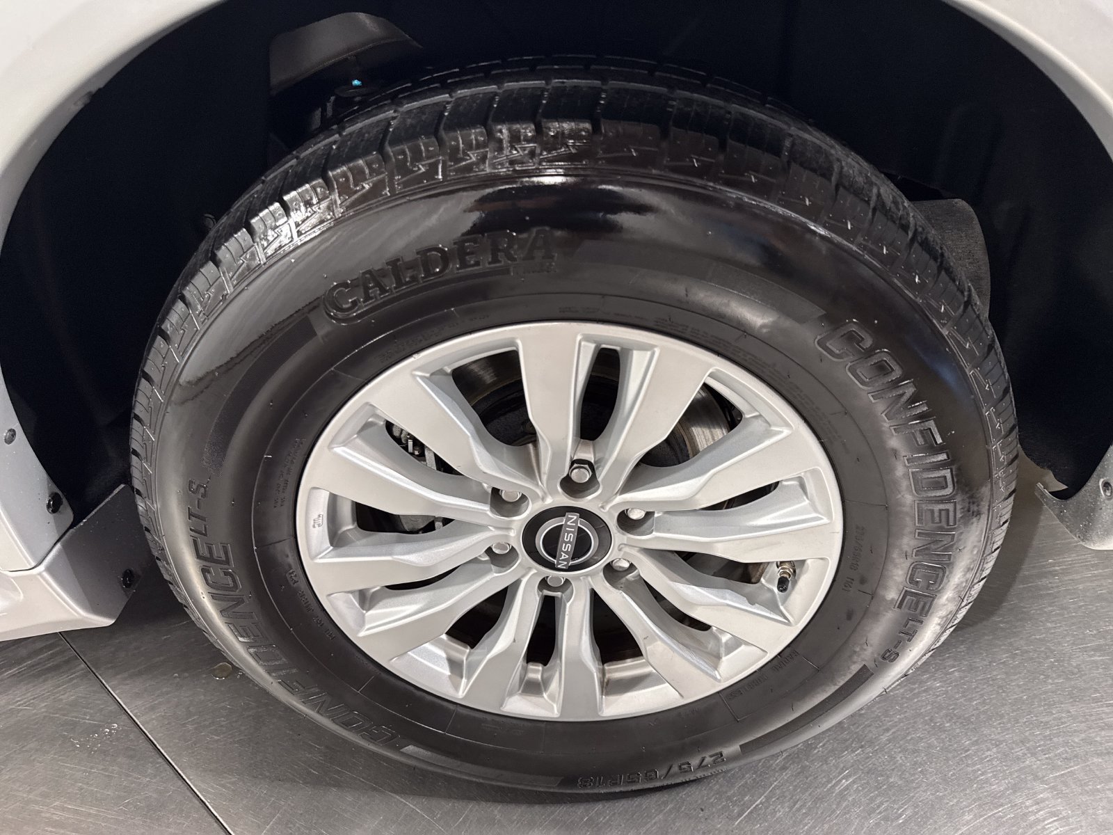 Used 2021 Nissan Armada SV AWD/4WD image 12