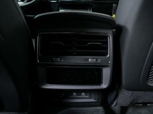 New 2026 Audi Q8 Premium Plus image 19