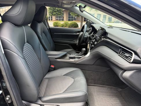 Used 2021 Toyota Camry SE AWD/4WD image 35