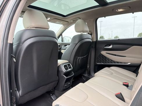 Used 2019 Hyundai Santa Fe Limited FWD image 12