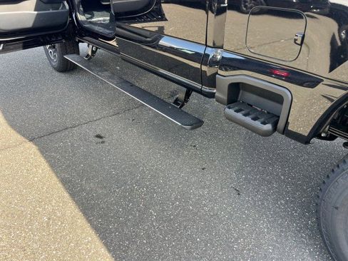 New 2025 Ford F350 Platinum w/ FX4 Off-Road Package image 27