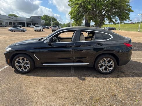 Used 2025 BMW X4 xDrive30i w/ Premium Package image 8