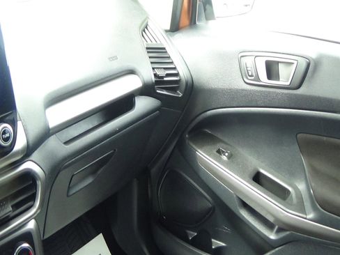 Used 2020 Ford EcoSport SE w/ SE Convenience Package FWD image 31