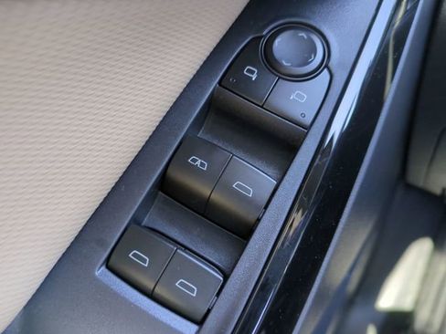 New 2026 Chevrolet Equinox ACTIV w/ Safety and Technology Package image 24