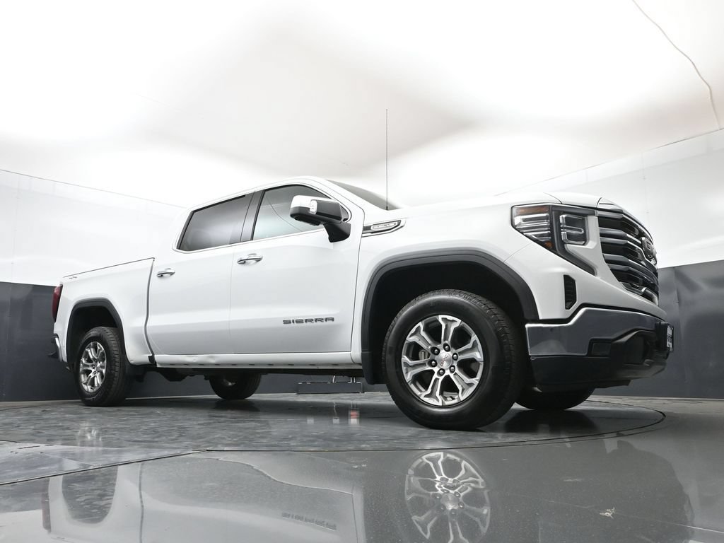 Used 2024 GMC Sierra 1500 SLT AWD/4WD image 49