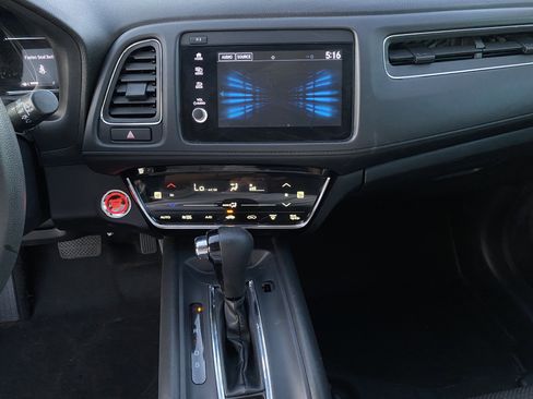 Used 2021 Honda HR-V EX image 12