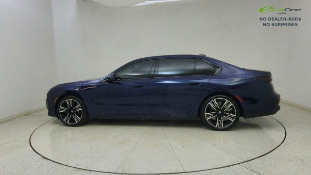 Used 2023 BMW 760i xDrive AWD/4WD image 68