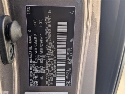 Used 2021 Toyota Sienna XLE image 28